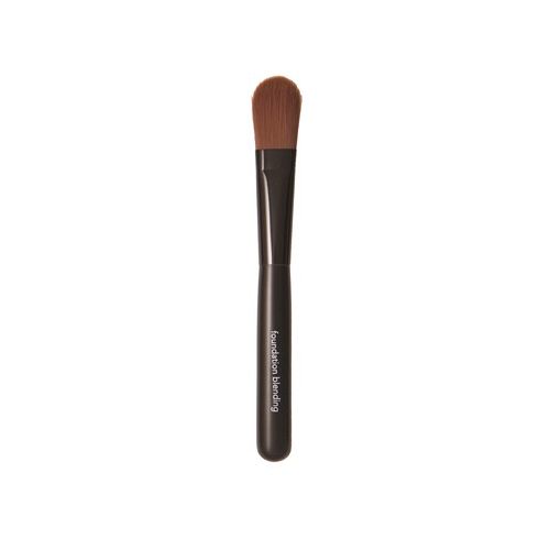 Foundation blending brush